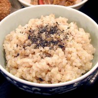 健康のために玄米を食べるべきか