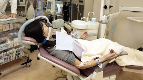 世界で初めて全身麻酔下の乳がん摘出に成功した日本人