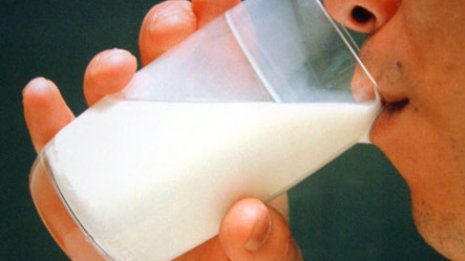 牛乳のカルシウムが薬とセットで病気を引き起こすケース