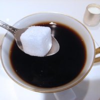 角砂糖16個分も…健康のためにも「コーヒー飲料」に要注意