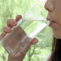 米国で研究報告 水をたくさん飲めば膀胱炎は予防できるのか