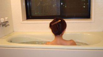 風邪で発熱…湯船につかったり髪を洗ったりするのはNG？