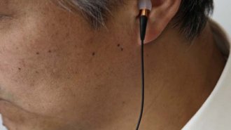 【耳】ヘッドホン難聴に要注意 11億人の若者に難聴リスク
