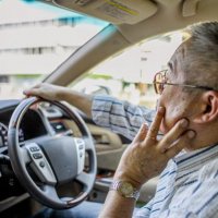 クルマの運転やめた高齢者は要介護認定のリスクが高まる？