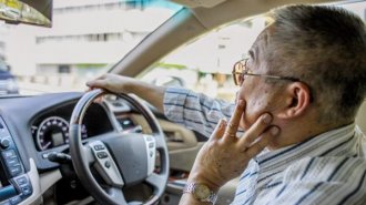 クルマの運転やめた高齢者は要介護認定のリスクが高まる？
