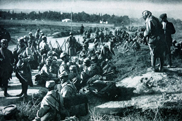 スペイン風邪ウィルスは戦場でも猛威を振るい、第1位次世界大戦での仏軍は全体の10～15％にあたる兵士が倒れた