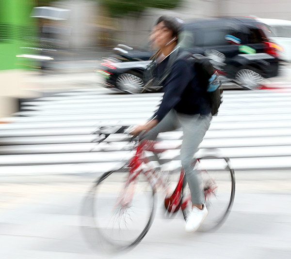 より安全な自転車通勤のためには…