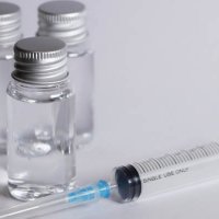 B型肝炎や天然痘はワクチンの開発で患者数が劇的に減少した