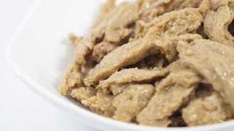 大豆ミートは肉と比べてカロリーが低くコレステロールゼロ