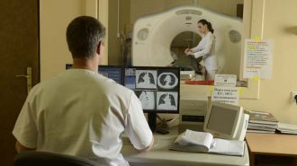 俳優の綿引勝彦さんが膵臓がんで他界…CTやMRIで早期発見を