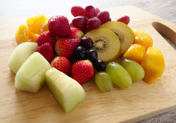 フルーツは朝食で食べるのがいい