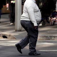 肥満でコロナが重症化する意外なワケ スタンフォード大が発表