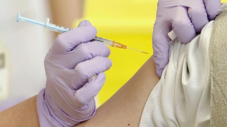 ワクチンのブースター接種でコロナ感染による死亡が90％減る 著名医学誌に論文