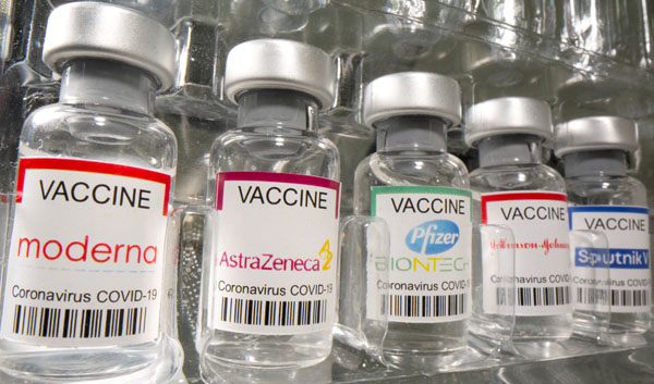 初回と違うメーカーのワクチンを接種することを「交互接種」という