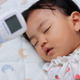 【突発性発疹】乳幼児が生まれて初めて経験する高熱で座薬が使われる