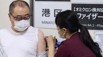 コロナワクチン副反応 厚労省が新たに100人の医療費・医療手当を認定