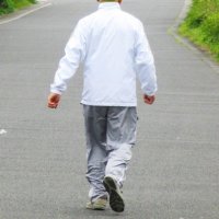 日本腎臓学会でも注目の「定期的な運動」 まずはちょっと遠回りの散歩から