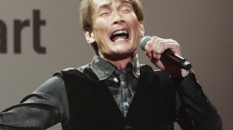 歌手の杉田あきひろさんは「顎の骨が露出」 がん治療前は口腔ケアが重要
