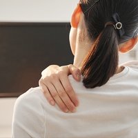 肩関節の痛みに「ステロイド」と「ヒアルロン酸」はどちらが有効？