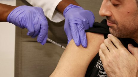 アメリカで新たなEG.5対応コロナワクチンが認可され接種スタート