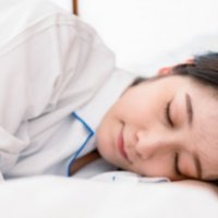睡眠は時間より規則性が大事…睡眠専門誌で6万人の調査報告 総死亡リスクが20～48%低下