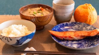 伝統的な日本食には認知機能の低下を予防する効果が？ 栄養学の専門誌に論文掲載